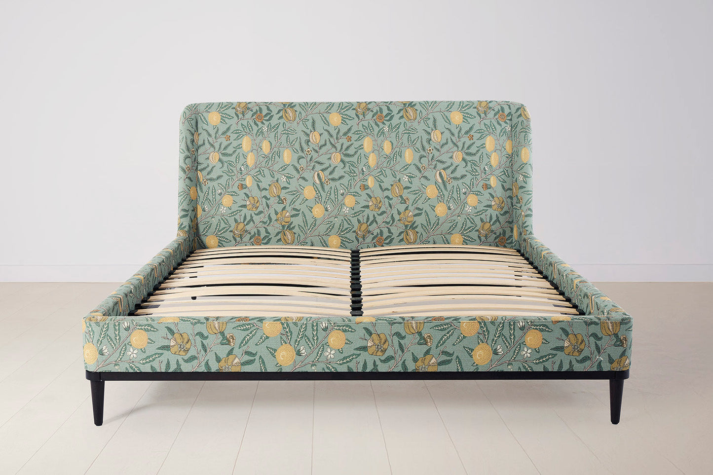 Bed 02 Super King Sized Bed