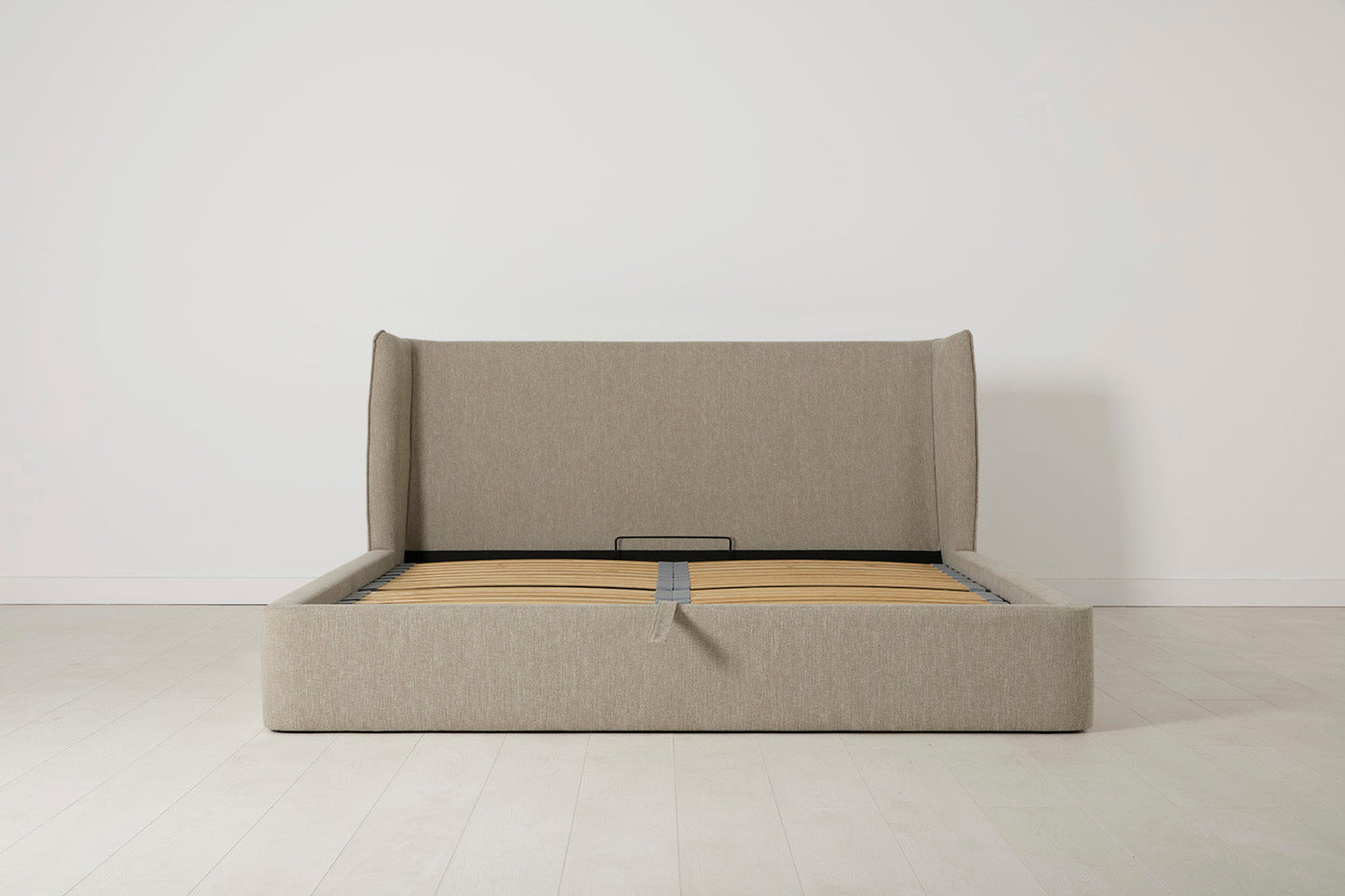 Bed 03 Super King Sized Bed