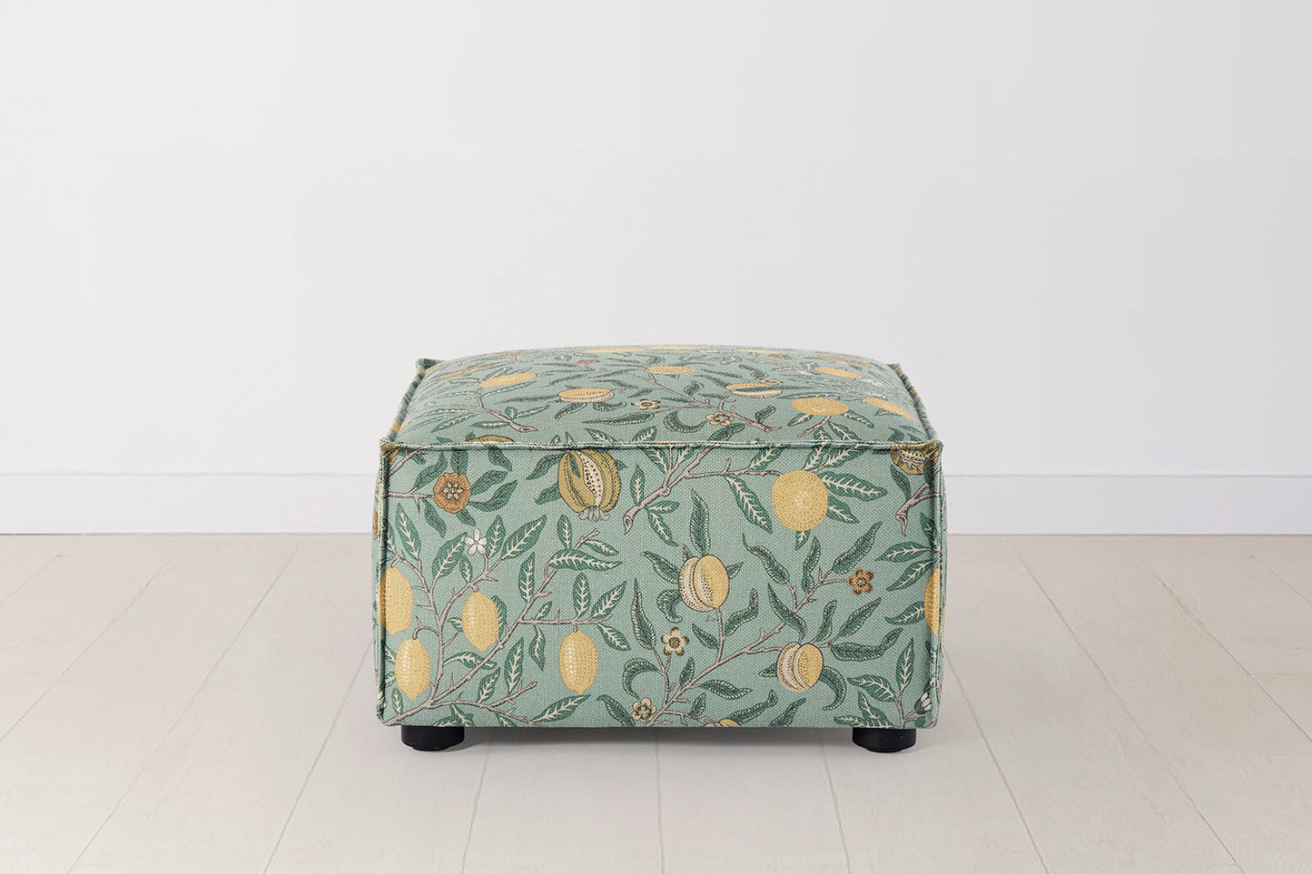 Model 03 Ottoman (CRIB5)