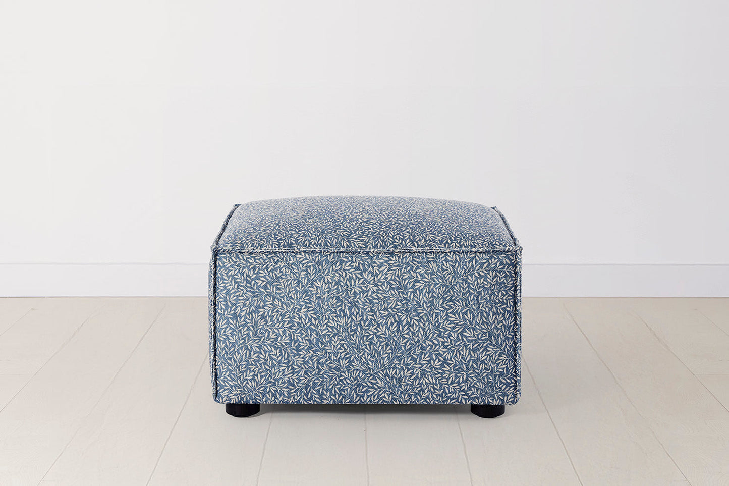 Model 03 Ottoman (CRIB5)