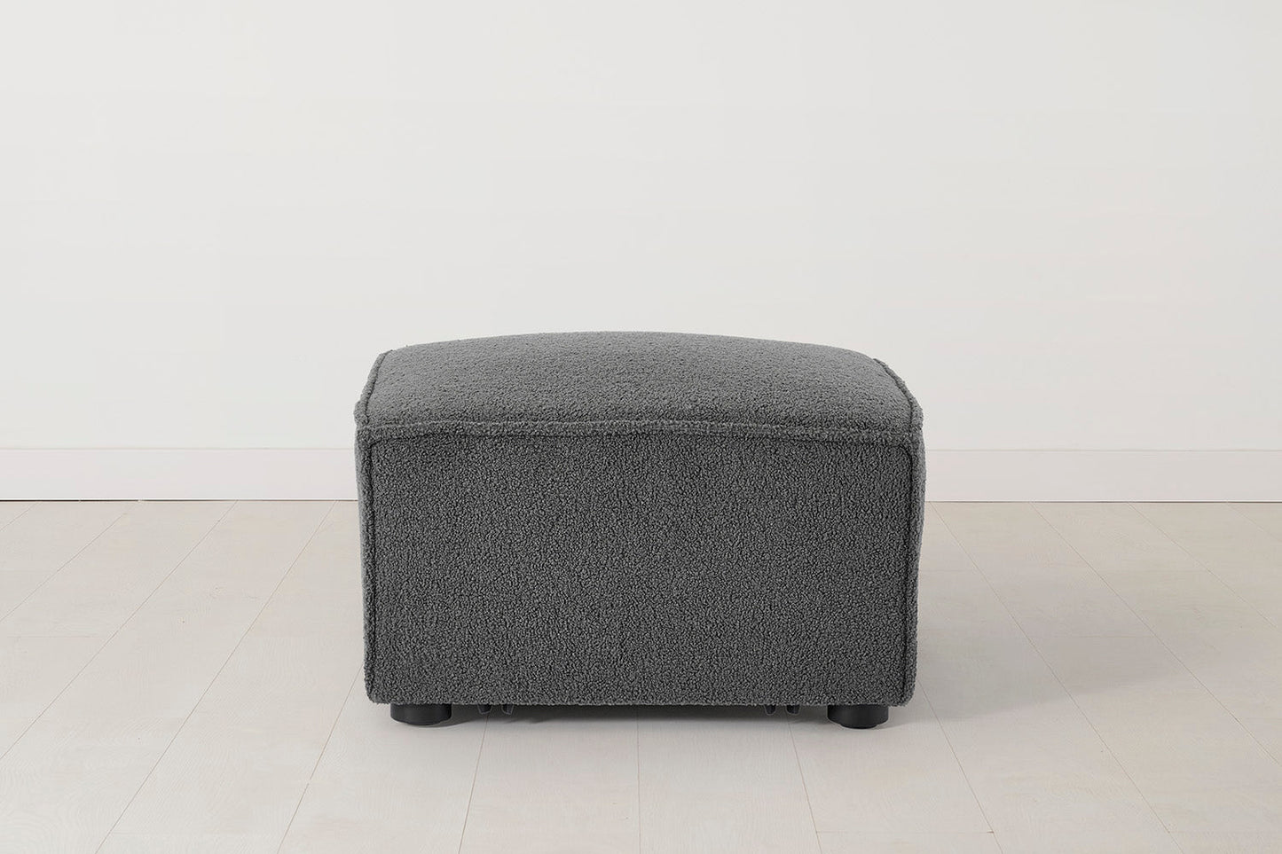 Model 03 Ottoman (CRIB5)