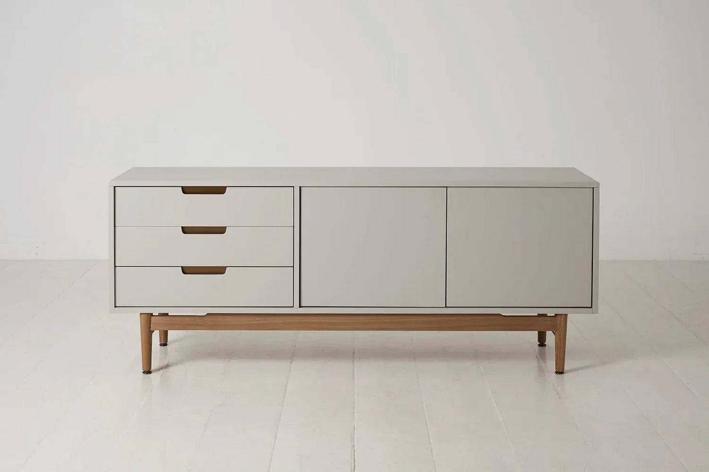 Sideboard 01