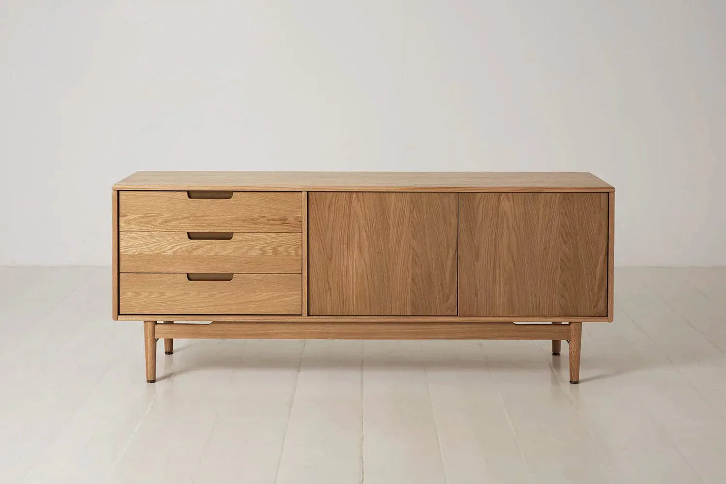 Sideboard 01